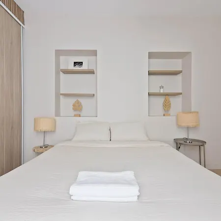 1 Bedroom - 6p - Le Marais With Netflix Apartment